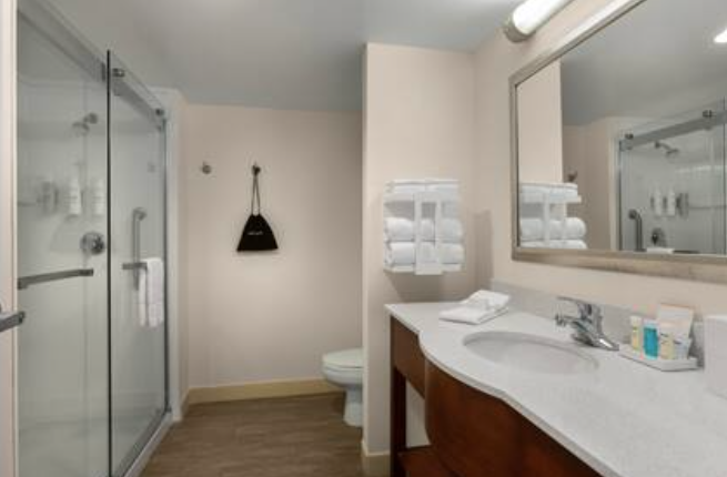 Hampton Inn Belmont 3